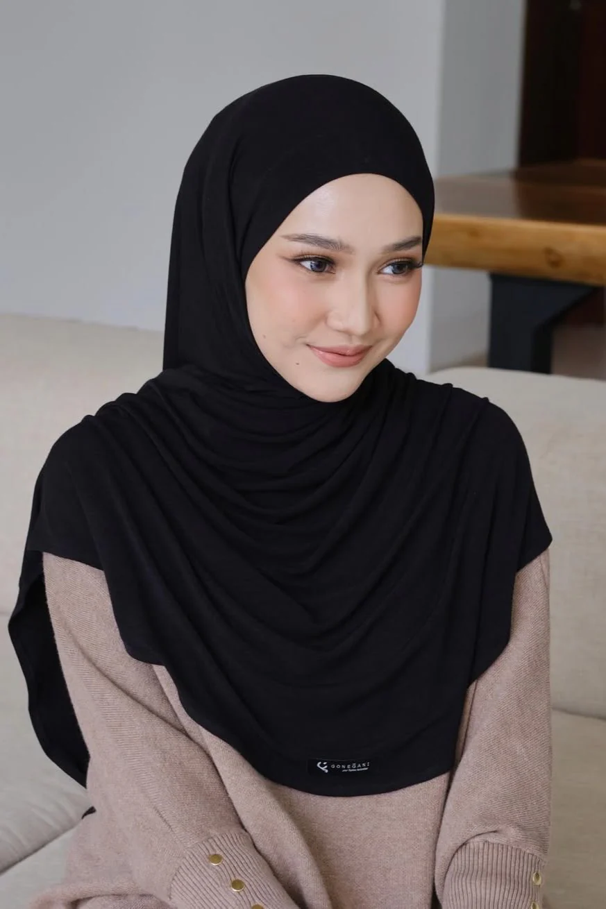 BLACK_3623353d-25e0-4563-93e9-26b442df5296